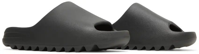 Yeezy Slide Onyx - Visual Streetwear