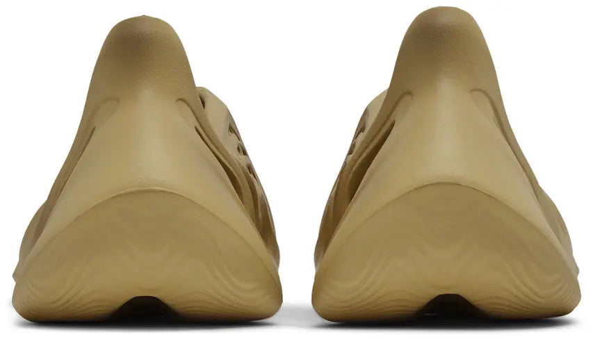 Yeezy Foam RNR Desert Sand - Visual Streetwear