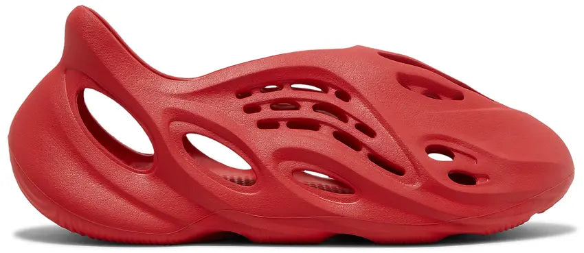 Yeezy Foam RNNR Vermillion - Visual Streetwear