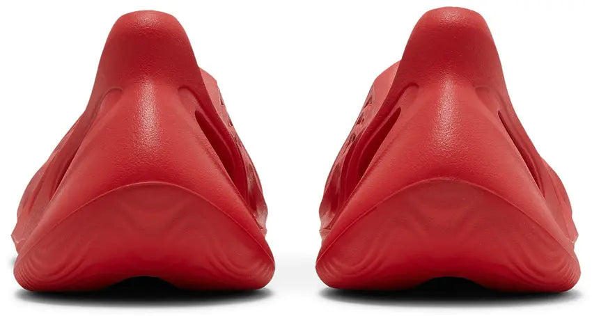 Yeezy Foam RNNR Vermillion - Visual Streetwear
