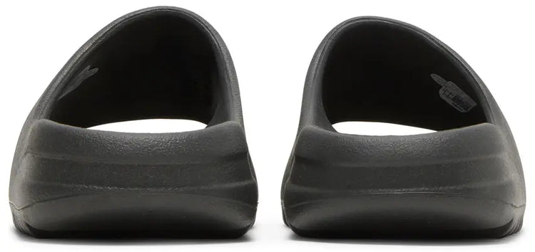 Yeezy Slide Onyx - Visual Streetwear