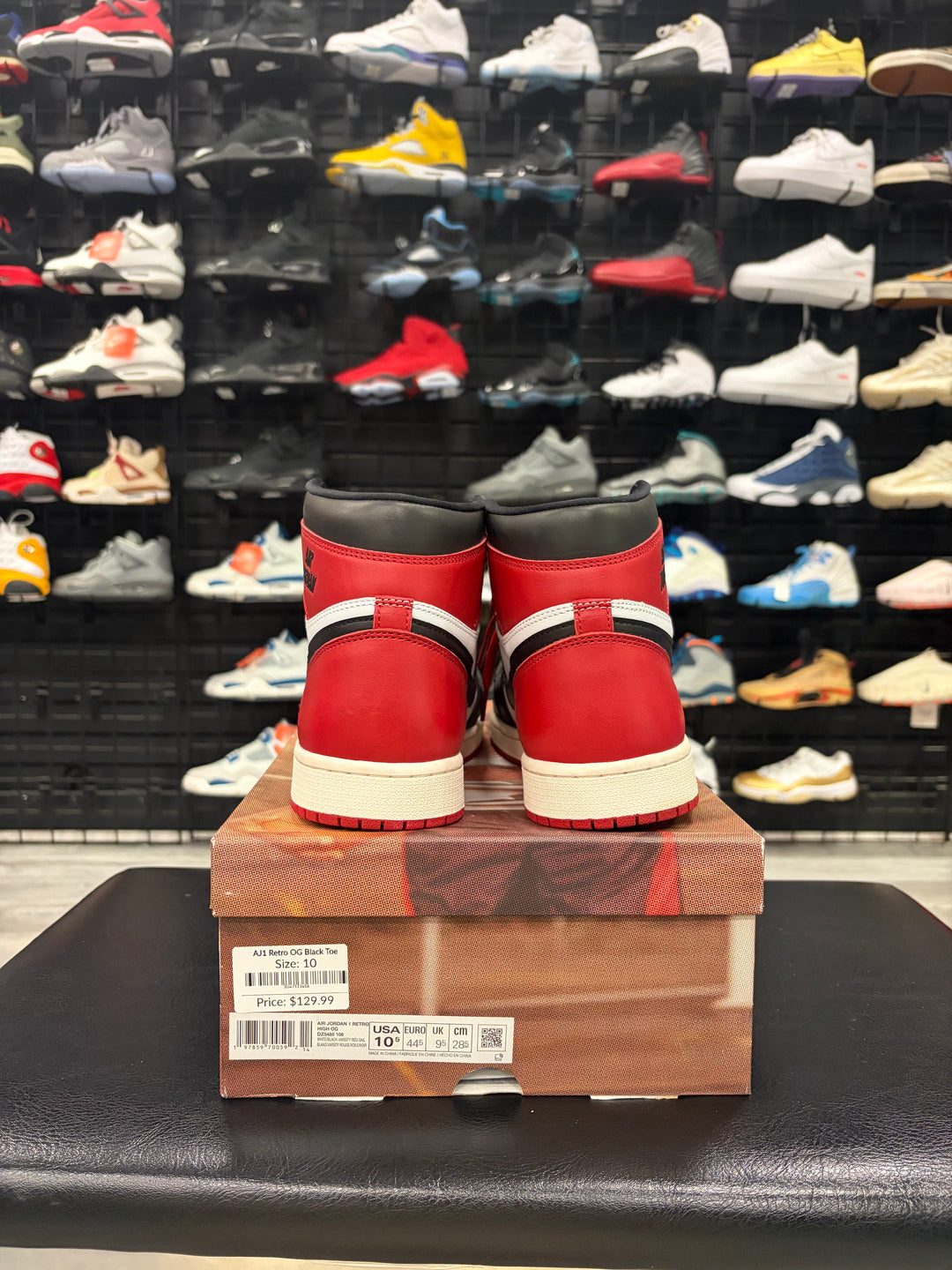 Air Jordan 1 OG Black Toe