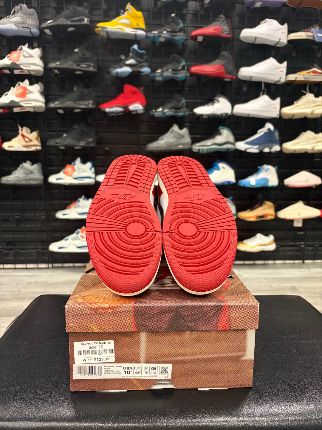 Air Jordan 1 OG Black Toe