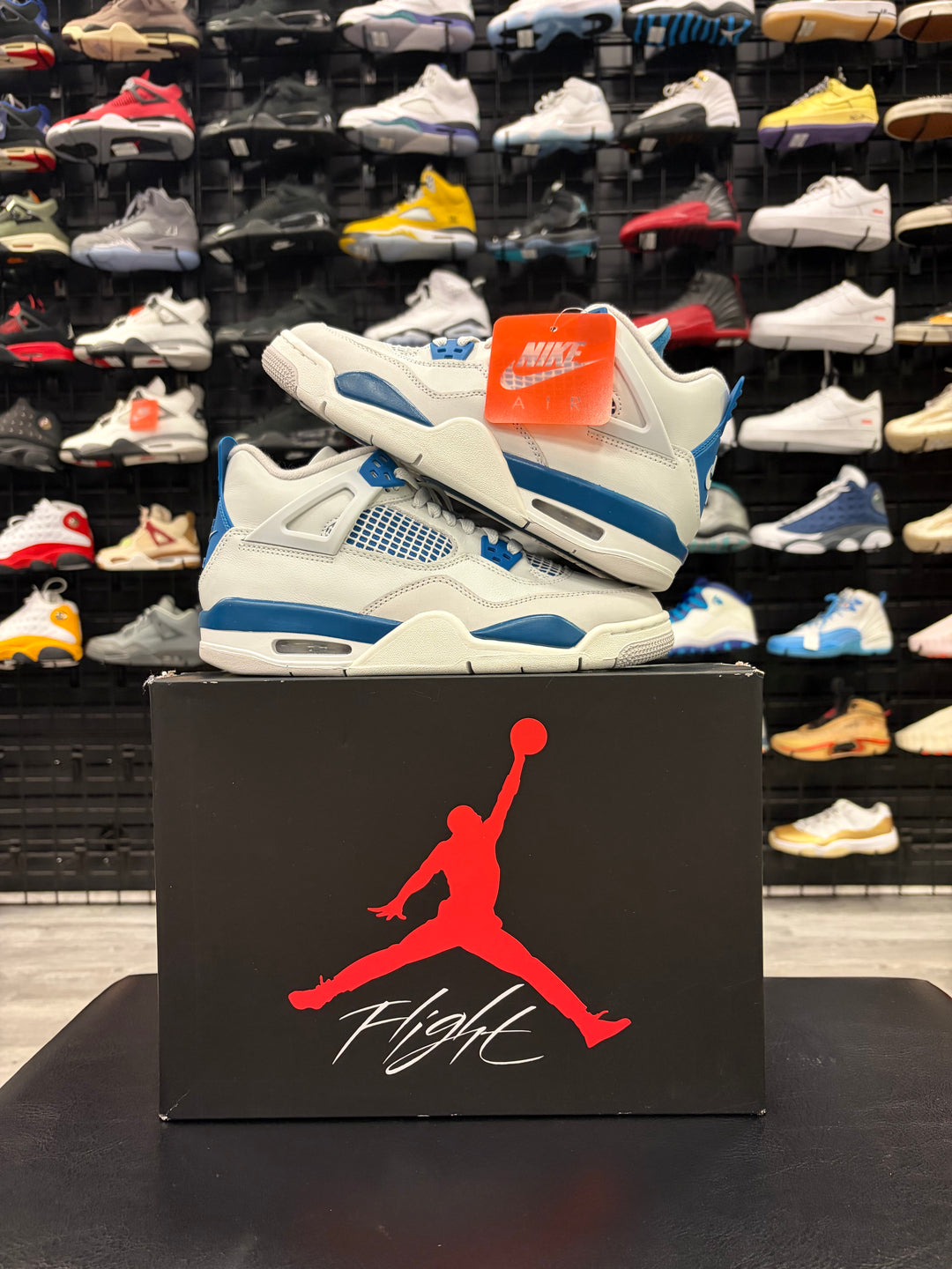 Air Jordan 4 Military Blue