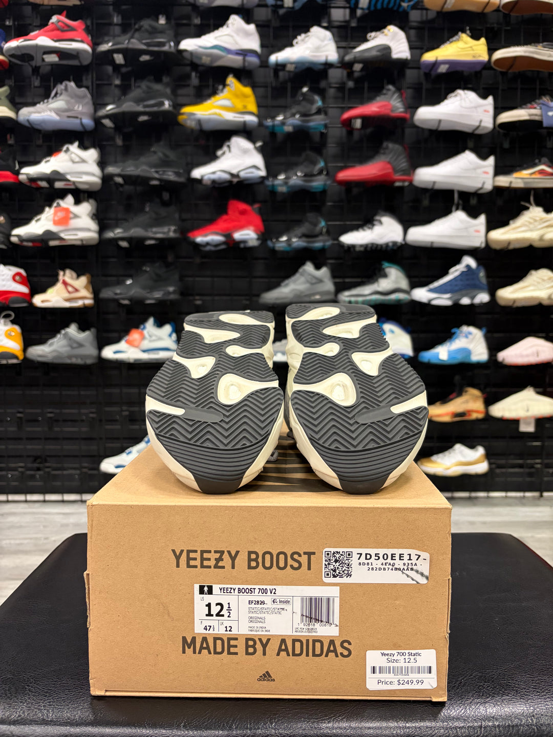 Yeezy Boost 700 V2