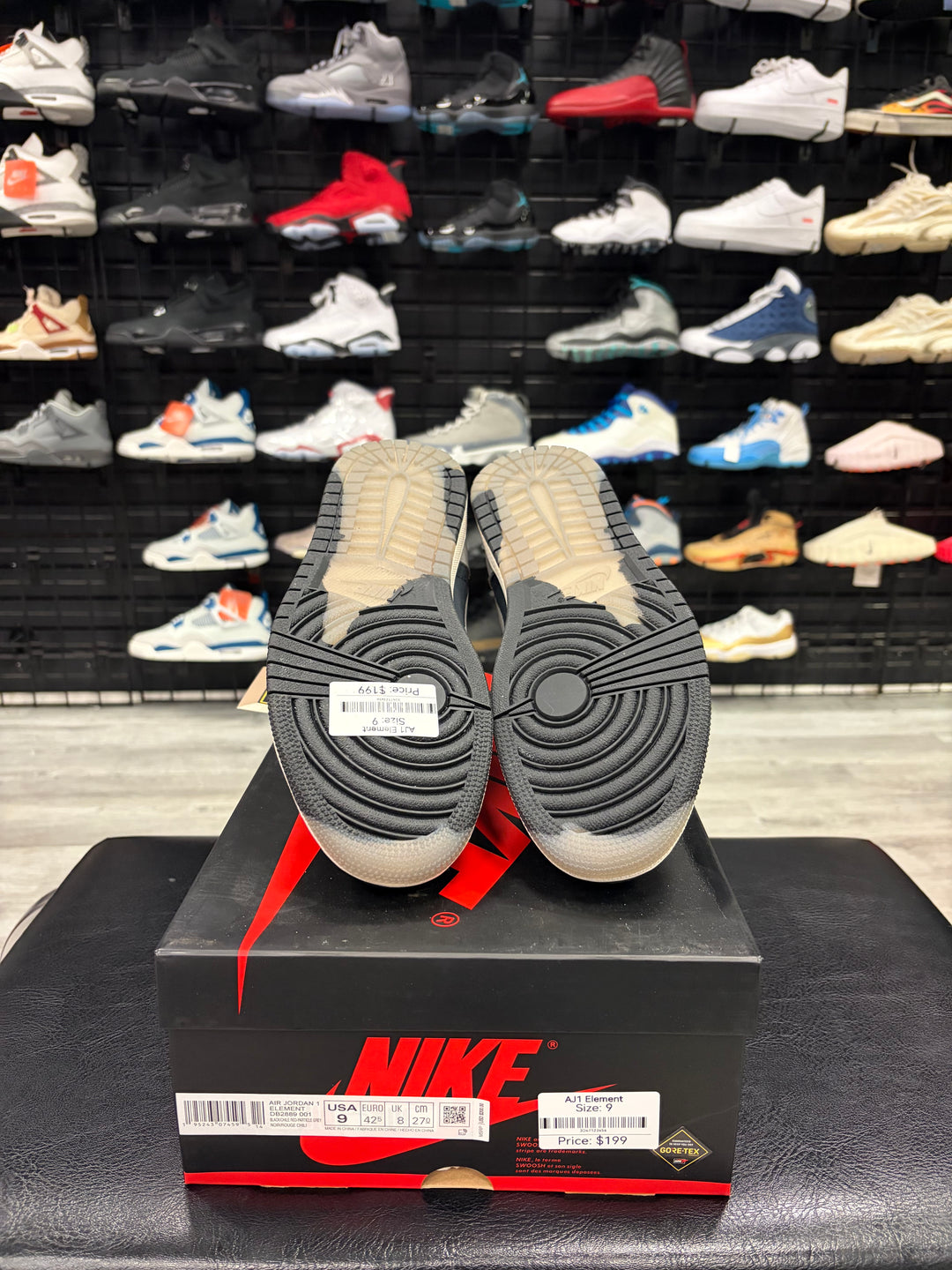 Air Jordan 1 Element