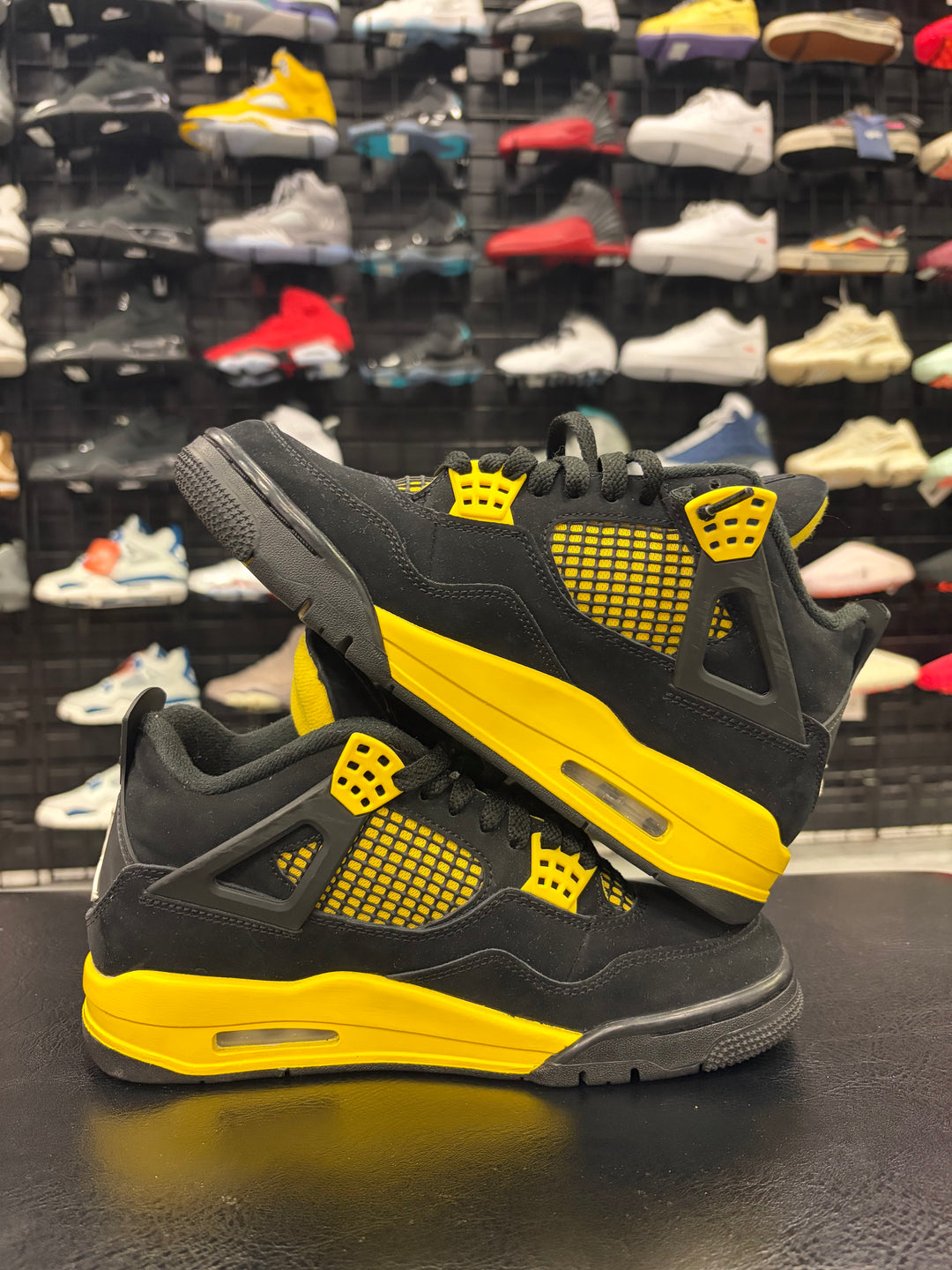 Jordan 4 Yellow Thunder