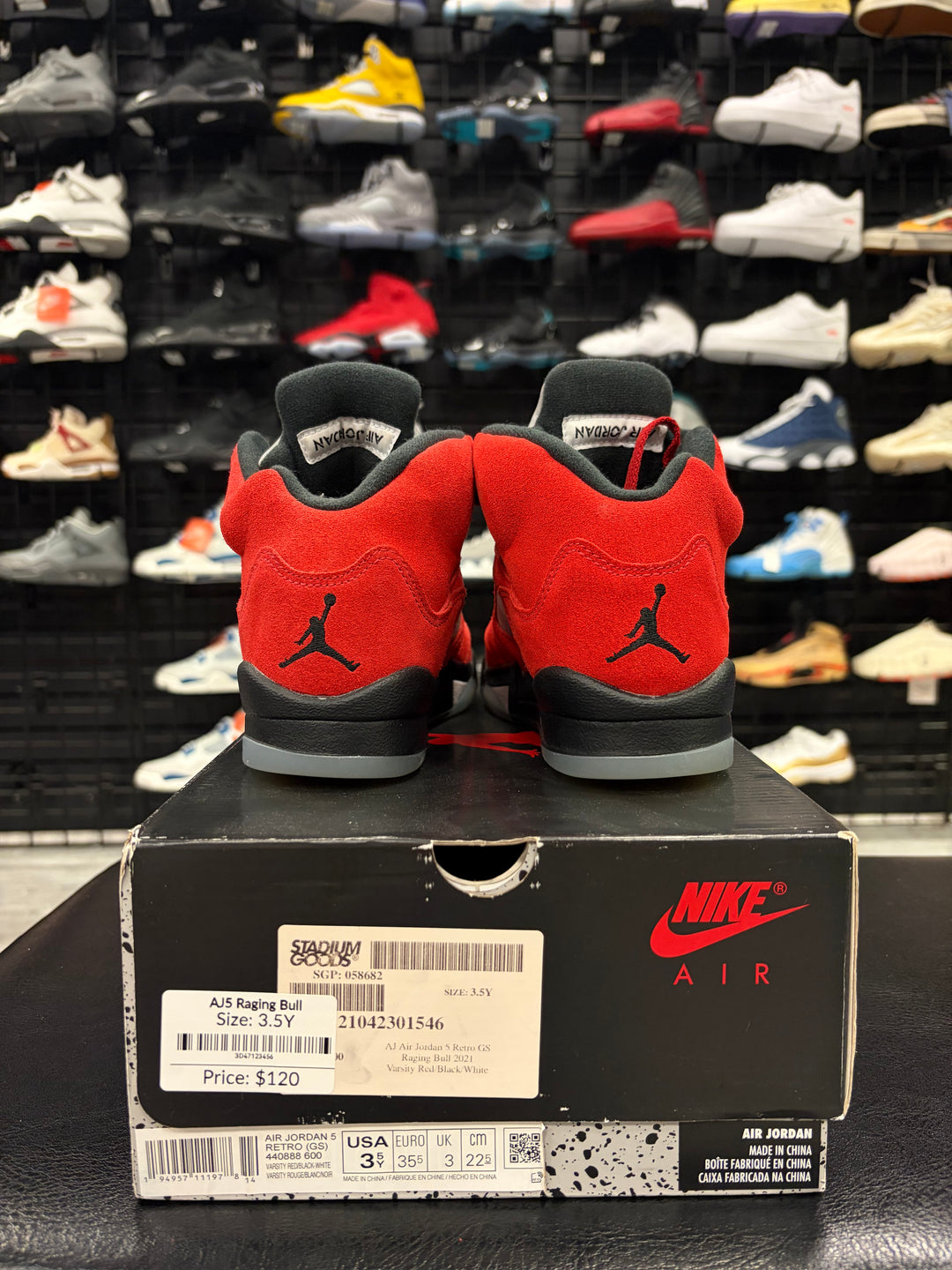 Air Jordan 5 Raging Bull